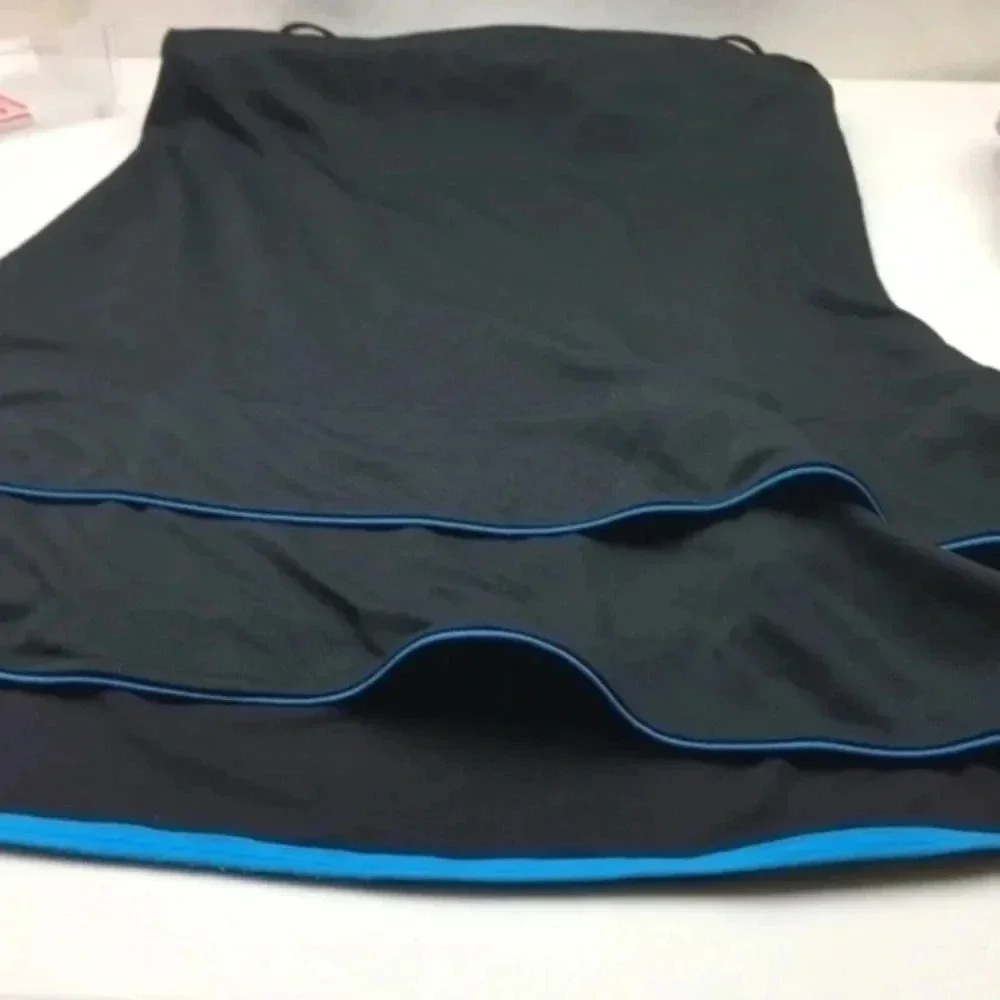 Tail swim wear  Size Small - Picture 3 of 16